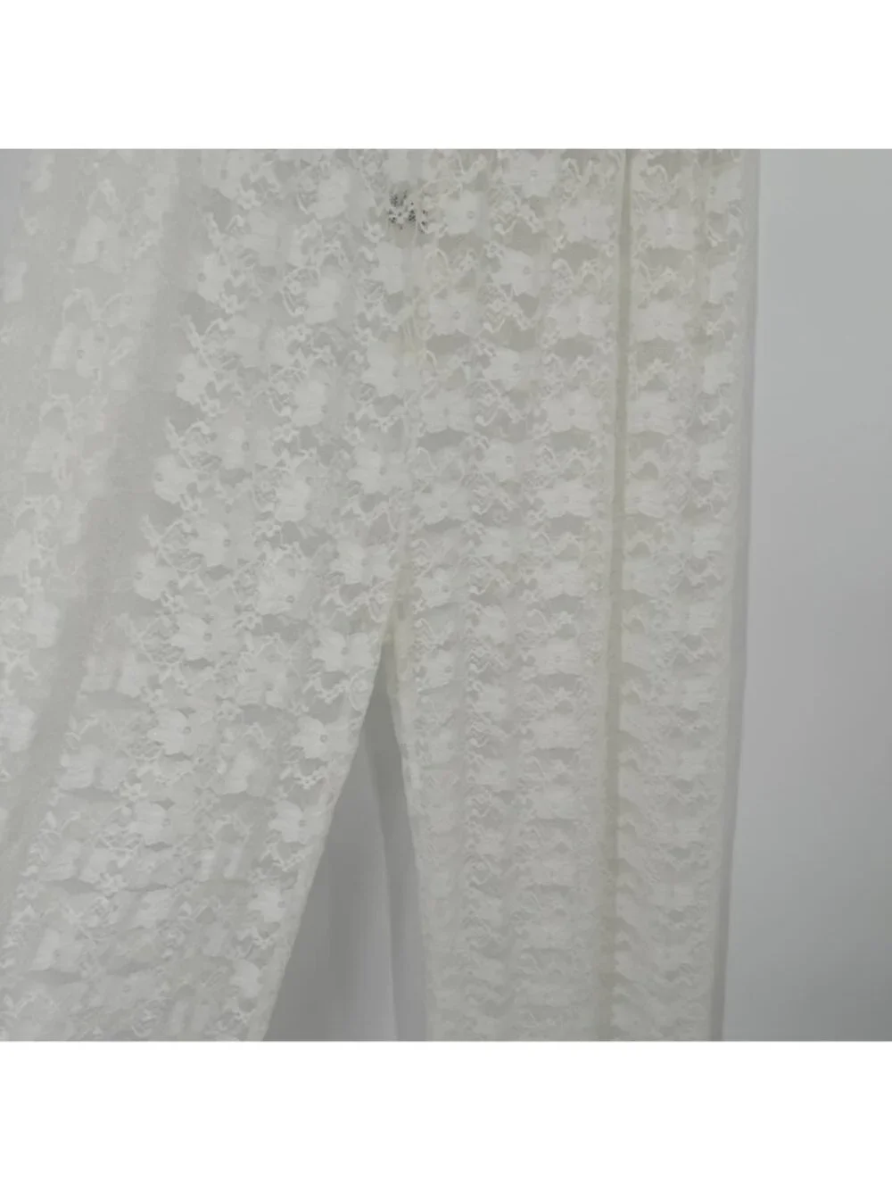 cacelin White Lace pants  Womens Size small Elastic Waist cover up new
